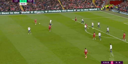 诺坎普国王，巴萨对阵毕包第10分钟时主场观众高喊“梅西”