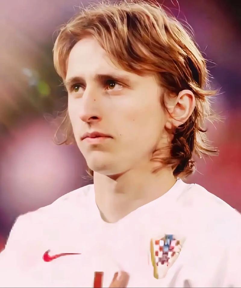 莫雷托：热刺和纽卡考察小斯坦科维奇，国米对球员保持着关注