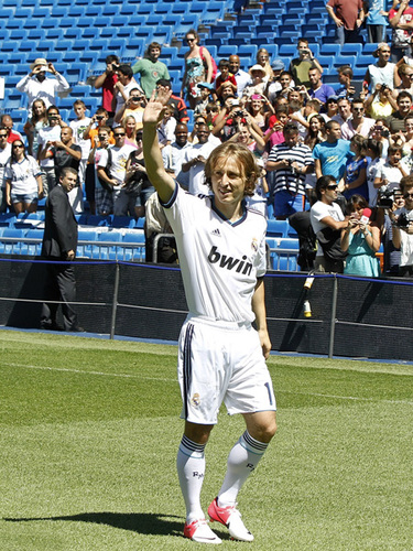 角田裕毅发誓：必将重返F1