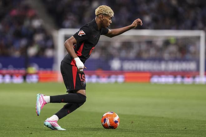 罗体：莫拉塔与妻子再陷情感危机，两人都删了简介中对方信息