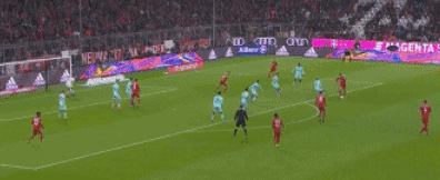 2球3助攻闪耀全场，奥利塞当选拜仁6-2弗赖堡最佳球员